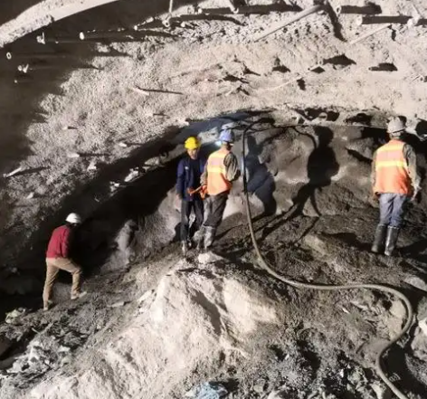 忻州隧道拱顶带模注浆料，微膨胀注浆料的特点及施工工艺